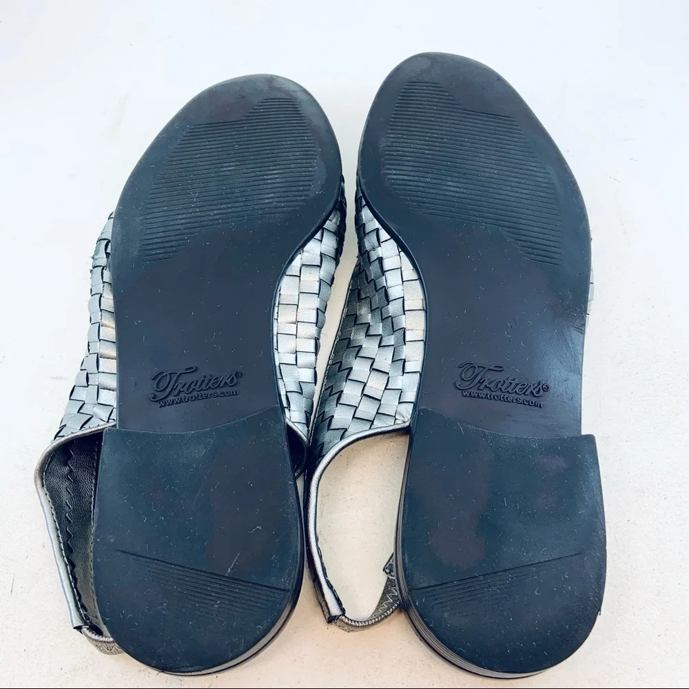 Trotters Pewter Metallic Silver Woven Lucy Slingbacks Flats, size 7.5 WIDE - Picture 8 of 10